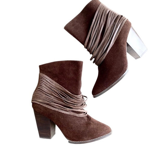 Kelsi Dagger Zena Suede Western Fringed Heeled Bootie - Picture 3 of 11